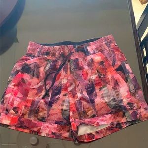 Lululemon high waisted shorts !